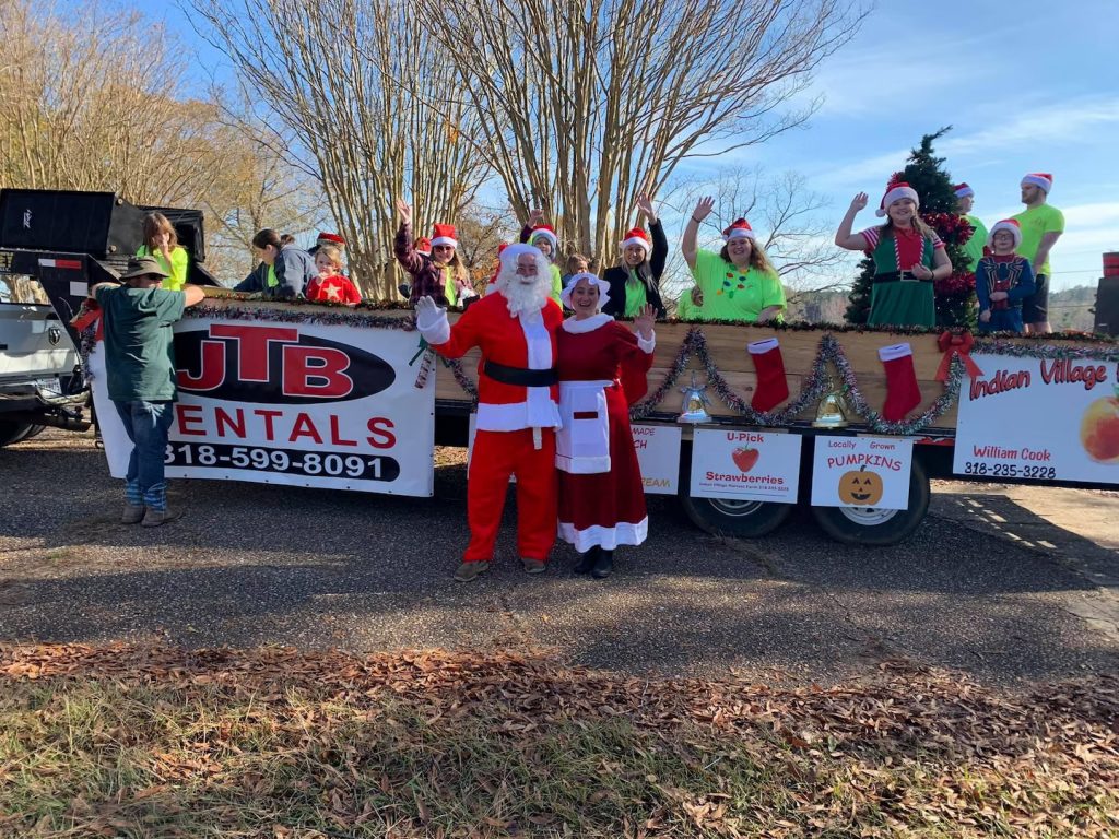 Christmas Lights Calhoun, La. 2024 - Onida Babbette